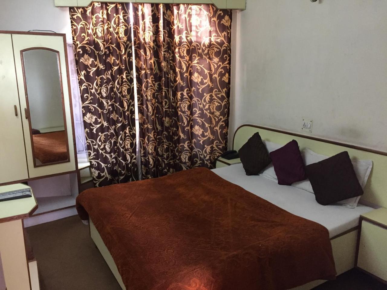 Hotel Lotus Шимла Экстерьер фото