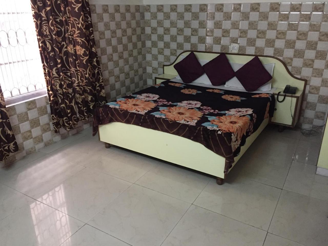Hotel Lotus Шимла Экстерьер фото